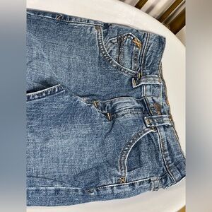 Vintage 99% cotton Classic Blue Denim adjustable waist size 6 slim no flaws